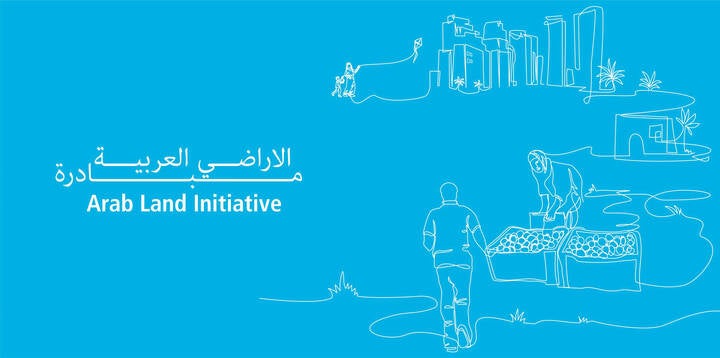 Design of urban area in which people are selling fruits and taking a walk